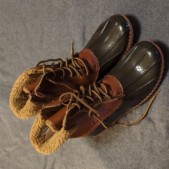 Nature Breeze Shoes - Nature Breeze duck-02 Women's chic lace up buckled duck waterproof snow boots